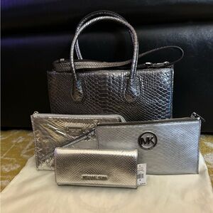 Michael kors Mercer set